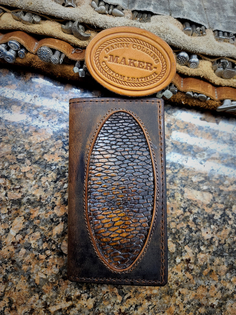 Beaver Tail Wallet with ID, Leather bifold wallet – Danny Collins