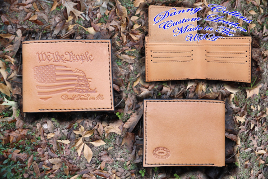 Bi fold wallet, Leather Wallet, Mens Wallet, Bi Fold with ID window, Dont Tread on Me Wallet